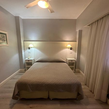 Prince Hotel Мар дел Плата Екстериор снимка