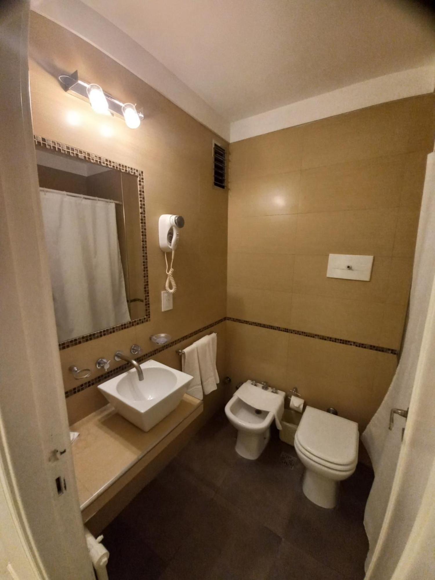 Prince Hotel Мар дел Плата Екстериор снимка