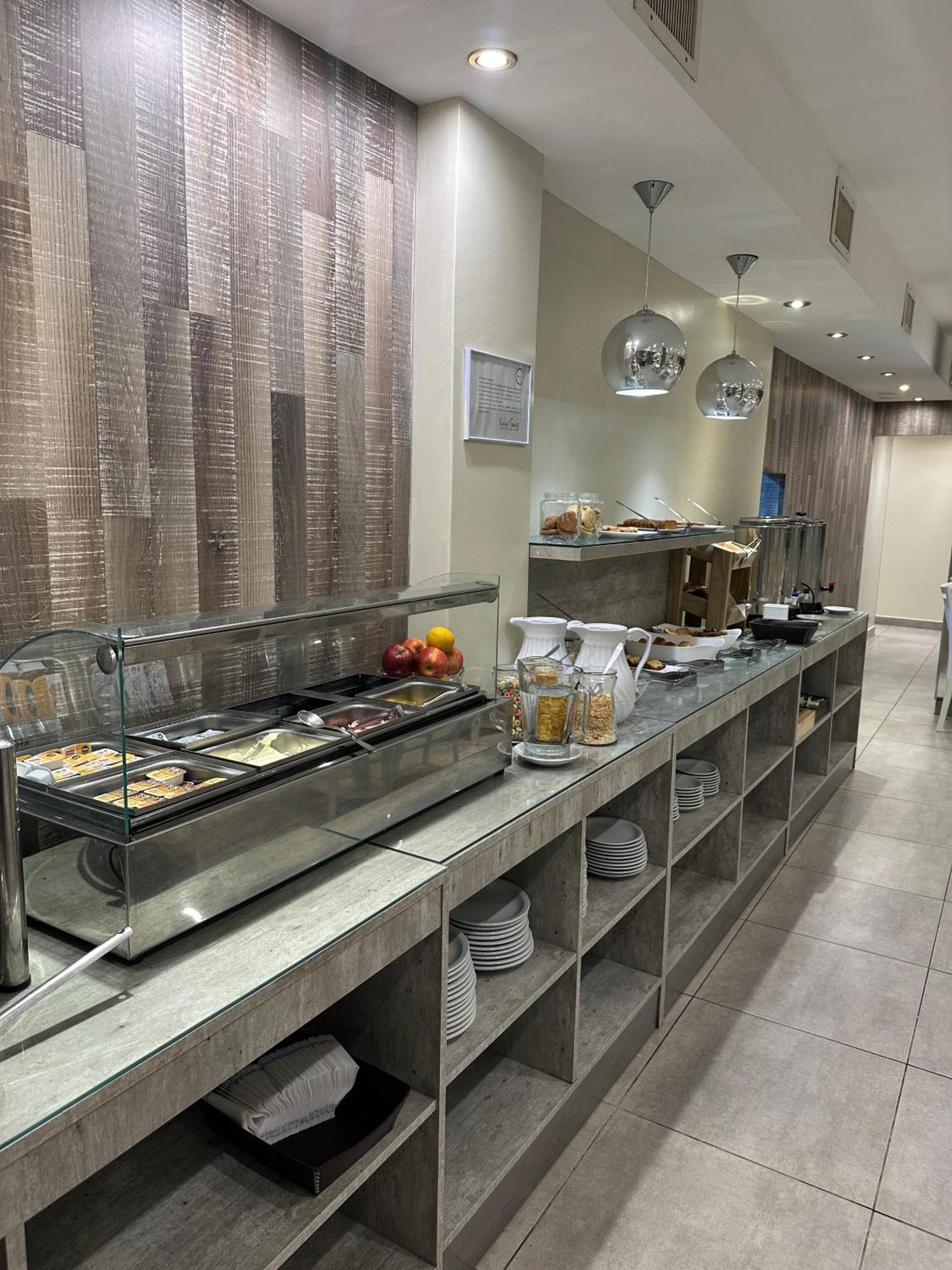 Prince Hotel Мар дел Плата Екстериор снимка