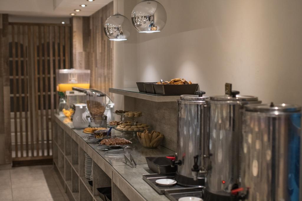 Prince Hotel Мар дел Плата Екстериор снимка