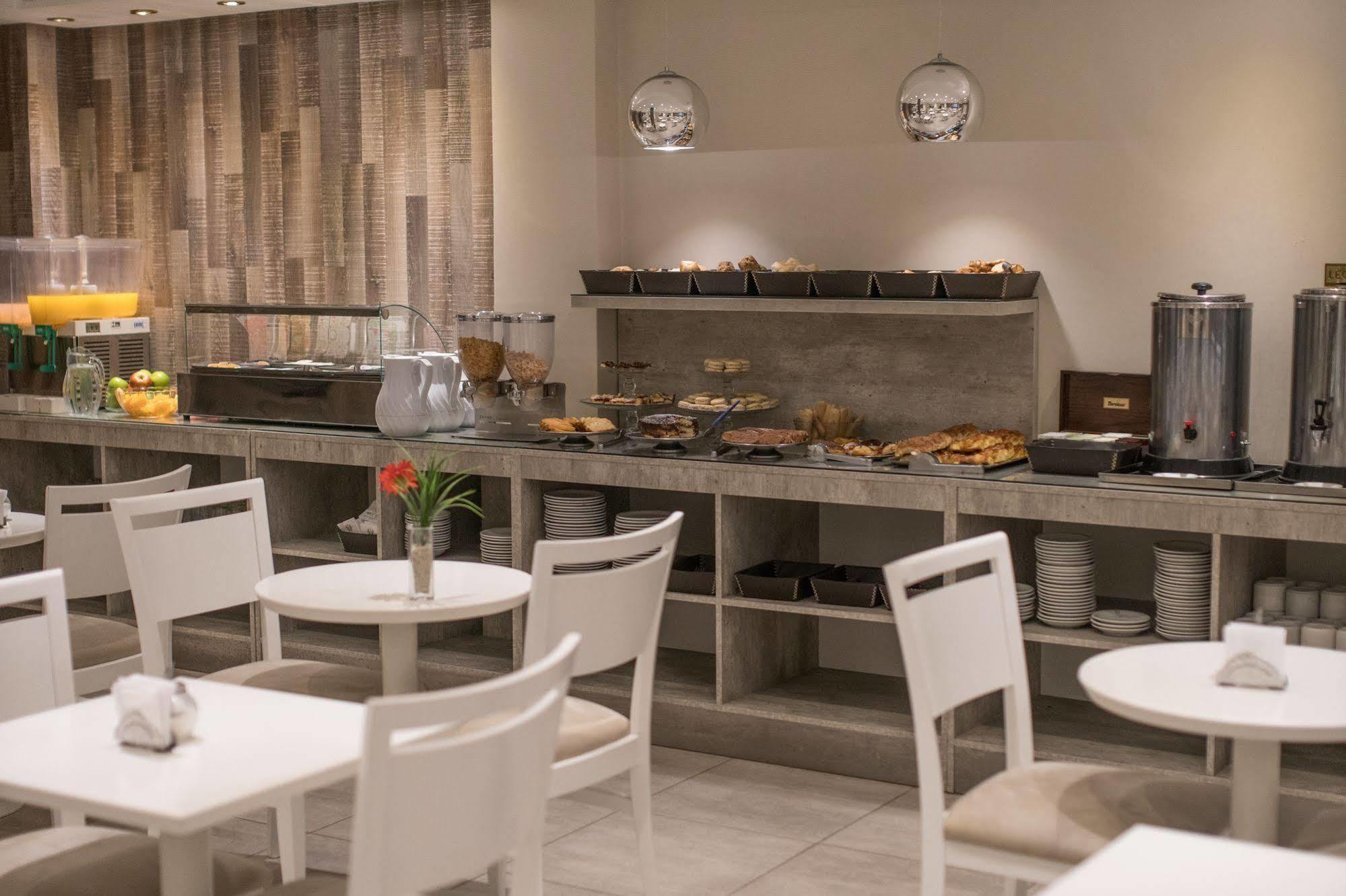 Prince Hotel Мар дел Плата Екстериор снимка