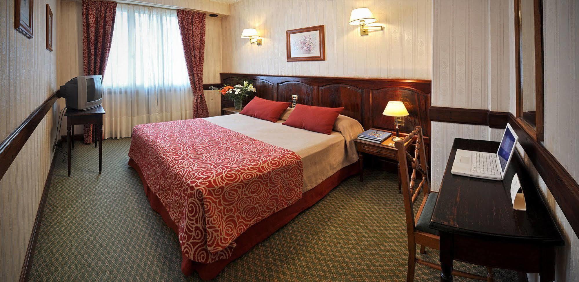 Prince Hotel Мар дел Плата Екстериор снимка